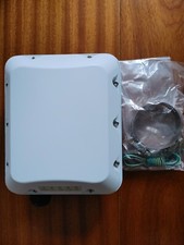 Ruckus T305e Outdoor 802.11ac Wave 2 2x2:2 Wi-Fi AP 901-T305-WW81 picture