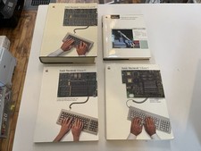 Apple Inside Macintosh, Volumes I, II, III, IV, V and Programmer’s Introduction picture