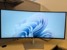 Dell UltraSharp 40 Curved WUHD Monitor - U4021QW picture