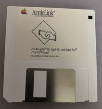 Vtg 1988 AppleLink Personal Edition Mac IIe IIc IIgs proDOS Software Floppy Disk picture
