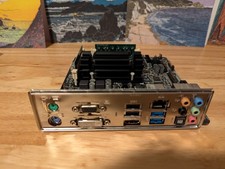 ASROCK Q1900-ITX Motherboard Intel J1900 DDR3 HDMI VGA USB 3.0 Mini-ITX Silent picture