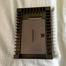 Samsung Solid State Drive 870 QVO 1tera Model 2.5 in Internal SSD Gray/Black picture
