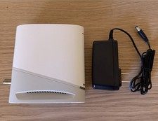 ARRIS SURFBOARD S33 DOCSIS 3.1 Cable Modem 2.5Gbps  *EXCELLENT* picture