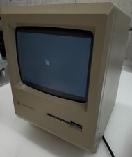 Vintage Apple Macintosh Plus Desktop Computer - M0001A *Tested w/Power Cord picture