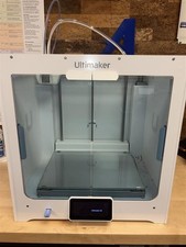 UltiMaker S5 Professional-Grade 3D Printer picture