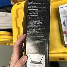 NETGEAR Nighthawk R7000 Smart WiFi Wireless Router AC1900 Gaming Streaming (NEW) picture