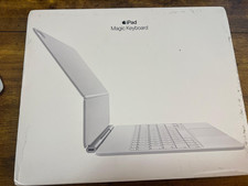 🍎 Authentic Apple Magic Keyboard iPad Air 13-inch M2 M3 6th 7th Gen White A3340 picture