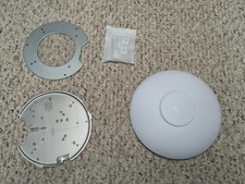 Ubiquiti UniFi U7 Pro Tri-Band WiFi 7 Wireless Access Point picture