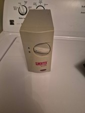 Slimswitch by Belkin F1B024-V Space Saving Data Switch picture