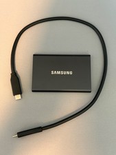 Samsung T7 2TB Portable SSD picture