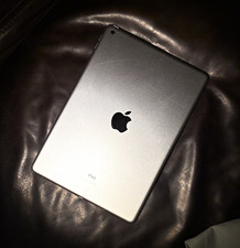 Apple iPad 9th Generation Tablet - Silver Color - 64GB Wifi Only picture