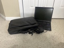 IBM THINKPAD R50e w/ Original Bag and Charger Fully Functional picture