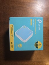 TP-Link TL-Portable WiFi Router -WR802N – 300Mbps Travel Wireless N Nano Hotspot picture