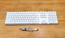 Apple Macintosh 1048 Keyboard Wired USB White Full Size w/ Numeric Keypad picture
