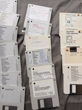 Apple Macintosh System 3.0 to 9 - 24 disk collection picture