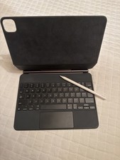 Apple Magic Keyboard A2261 iPad Pro 11” + Apple Pencil 2nd Gen – Excellent picture