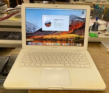 Apple MacBook 13-inch November 2009 2.26GHz Intel Core 2 Duo (MC207LL/A) picture