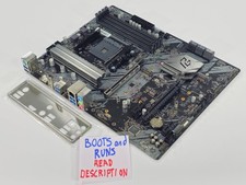 [READ DESCRIPTION] ASRock B550 Phantom Gaming 4 AMD B550 ATX AM4 Motherboard picture