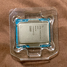 Intel Core Ultra 7 265K 20-Core 3.9GHz LGA1851 Desktop CPU Processor SRQCW picture