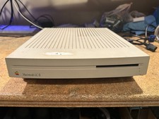 Vintage Macintosh LC2 Computer M1700 No Power Non-Working READ picture