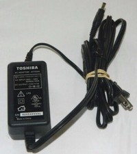 Toshiba OEM AT7020A AC Adapter Power Supply Adapter For Laptop Computer 12v 1A picture