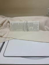Macally MKEYE USB Wired Keyboard - USED picture