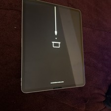 Apple iPad Pro 12.9” 3rd Generation 512 Gb Cellular (silver) For PARTS ONLY picture
