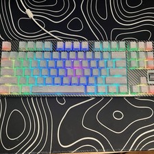 Winter’s Ice Custom Mechanical Keyboard 87-key Clicky picture