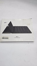 Apple iPad Smart Keyboard in Box - Open Box picture