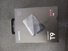 Samsung T9 1TB Portable SSD picture