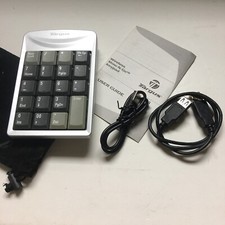 Targus Stow-N-Go AKP01US USB Wired Numbric Keyboard Silver & Black 3.5