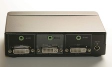 DVI HDCP 1x2 Signal Splitter Amp Powered with Audio picture