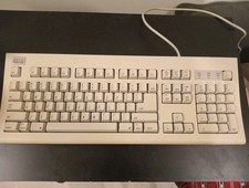 Vintage Adesso Extended Keyboard 305 Ps/2 Untested Please Read picture