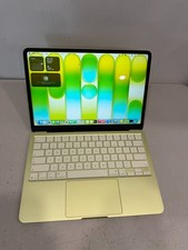 Apple MacBook Neo 13