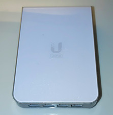 Ubiquiti Networks UniFi6 In-Wall 4-Port Gigabit PoE In+ RJ-45 Switch picture