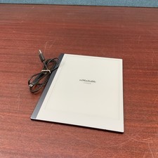 ReMarkable 2 Paper Tablet / RM110  - USED picture