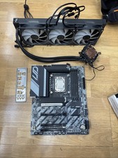 GIGABYTE Z890 UD WIFI6E Ｍotherboard With Intel Core ultra 9 285K And 360MM AIO picture