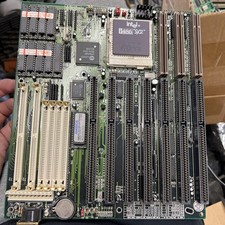 PCCHIPS M912 V1.7 4865X VLB SOCKET 3 MB W/ RAM & CPU  picture