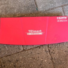 TESmart 4-Port 4:1 HDMI KVM Switch 4K 60Hz 4:4:4 USB 2.0 5V Red picture