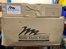 Middle Atlantic BXSRSRX4TB2 (SRSR X Top/Bottom) with BXSRSR12R2 (12SP SRSR Rail) picture