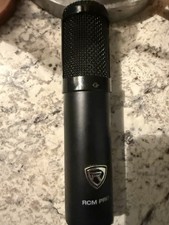 Rockville RCM Pro 20 Hz - 20 kHz Condenser Studio Microphone 888-000125 picture
