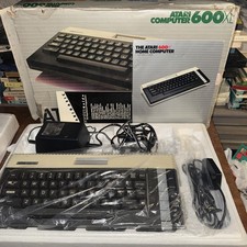 Atari 600xl Home Computer Box Manuals Cables picture