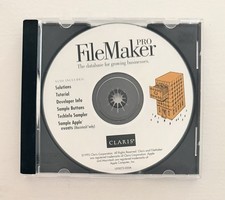 FREE SHIPPING  1995 Claris FileMaker Pro, disc only, gently used. U95073-055A picture