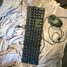 iBUYPOWER Chimera KM7 RGB Wired USB Gaming Keyboard + M7 Mouse 7200 DPI picture