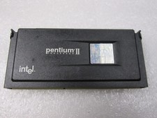 Intel Pentium II 400MHz/100MHz/512KB Slot 1 CPU 80523PY400512 SL2S7 Vintage picture