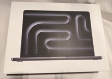 Apple MacBook Pro 14” M5 24GB RAM 1TB SSD Space Black (open box) picture