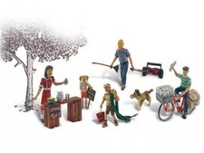 New Woodland HO Scale Summertime Jobs Train Figures A1938 picture