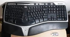 Microsoft Natural Wireless Ergonomic Keyboard 7000 1118 With USB Dongle Tested picture