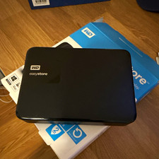 WD easyStore 4TB Portable External HDD USB 3.0 2.5in USB-Powered Black picture