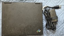 Vintage Retro IBM Thinkpad T20 Laptop Windows 2000 Serial CD Read Description  picture